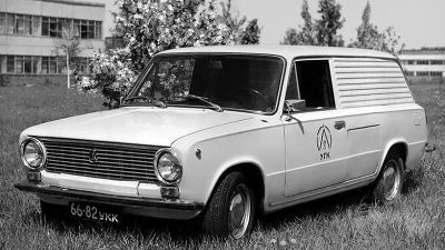 【カルチャー】EV時代幕開けの40年前、冷戦下のソ連ではバッテリーで走る電気自動車が既に生産されていた