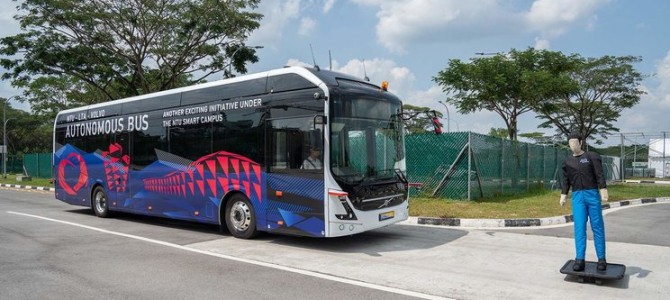 【話題・自動運転】ボルボ、フルサイズの自動運転EVバスを発表…全長12mで定員85名