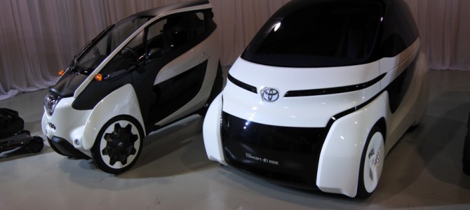 【話題・超小型EV】トヨタ、2020年に超小型EVを日本市場に投入…立ち乗りEVも