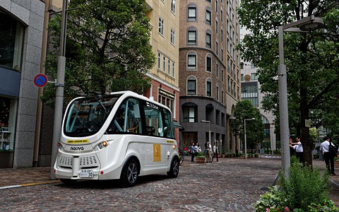 【話題・自動運転】SBドライブ、“ハンドルなし”の自動運転バスで日本初の公道実証をスタート