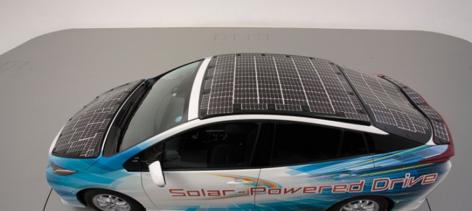 【話題・新技術】トヨタが走行中に充電できるソーラールーフ電気自動車をテストへ