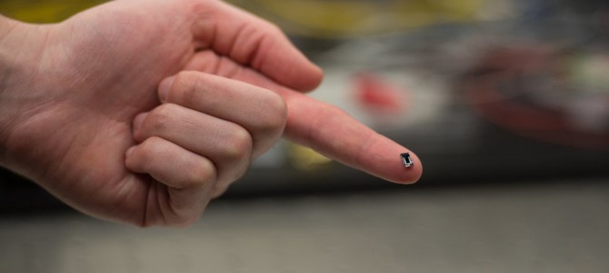 【話題・自動運転】自動運転車に使われるLiDARが小指の先ほど小さなチップに！