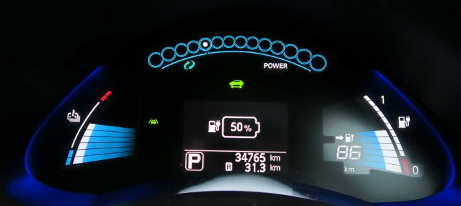 【話題・インプレ】電気自動車の電費と巡航速度〜80km/hと100km/h でどのくらい違うか試してみた