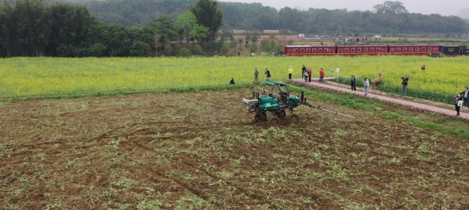 【自動運転・海外】「無人農場」が広州に登場、自動運転農機による春の農作業