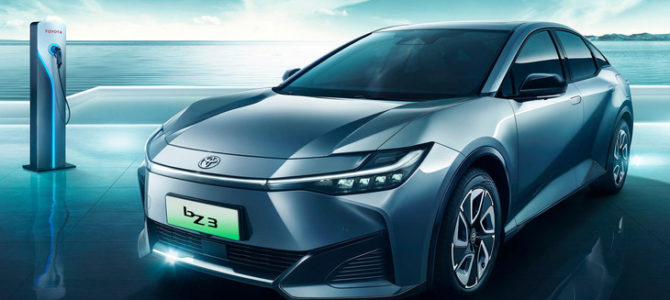 【話題・新製品】トヨタが新型車「bZ3」を中国で発表 BYDなどと共同開発したEVセダン
