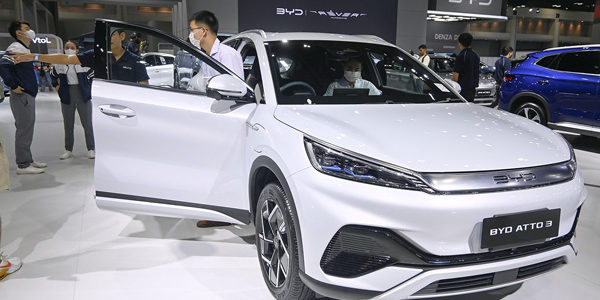 【話題・提言】トヨタ乗れず国産EV 中国で電気自動車が一気に普及した意外な背景