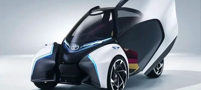 【話題・超小型EV】トヨタがコンセプトモデル「TOYOTA i-TRIL」を公開。近未来の都市型モビリティの超小型EVを ..